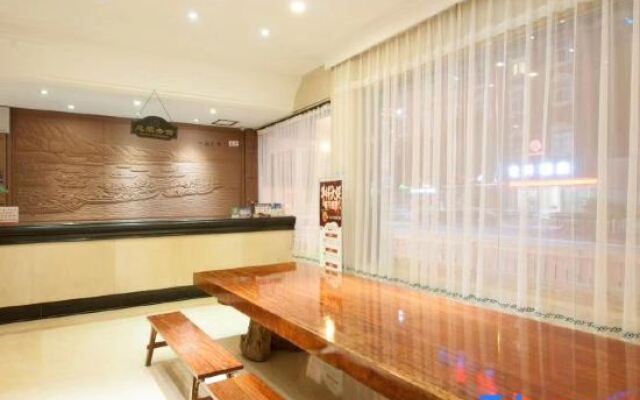 Yuxi Zhuoran Xinzhuang Hotel