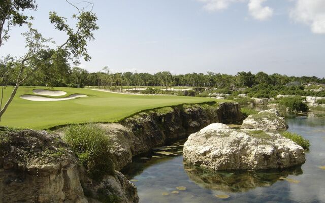 Rosewood Mayakoba - Near El Camaleon Mayakoba Golf Course