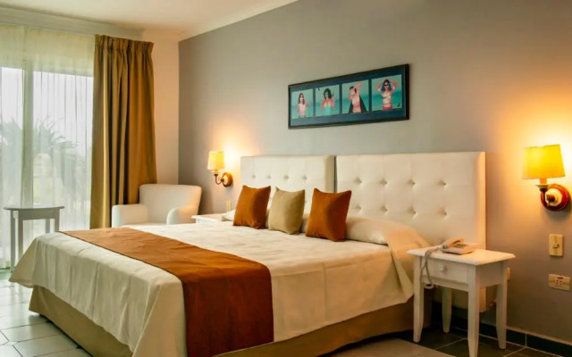 Grand Memories Cayo Largo Hotel