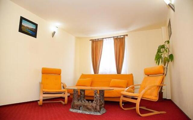 Hotel Rusu