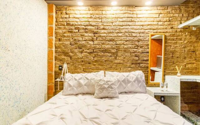 Mintaka Hotel Eco Plastico