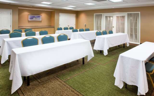 La Quinta Inn & Suites by Wyndham Greenville Haywood