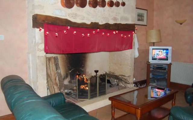 Gîte Auriac-du-Périgord, 4 pièces, 6 personnes - FR-1-616-123