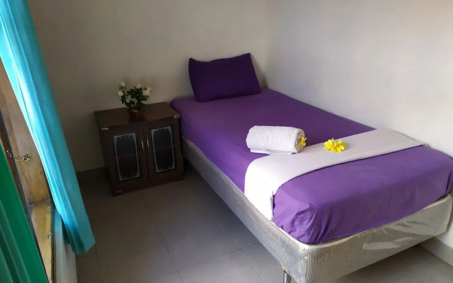 24/7 Bed & Breakfast