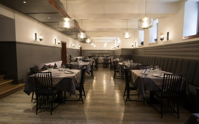 Hotel Savoy