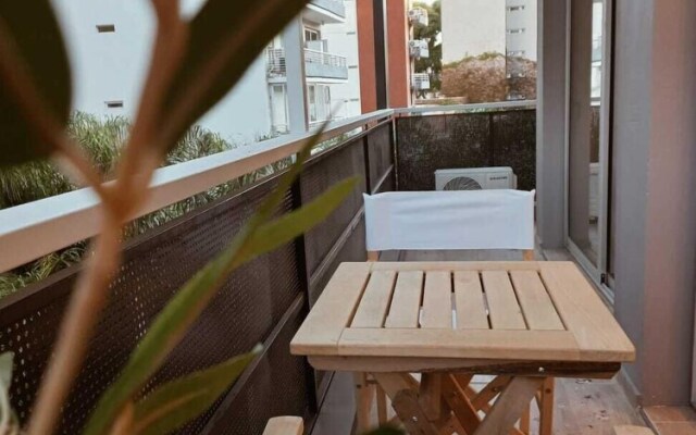 Hestia at Jorge Luis Borges 2100