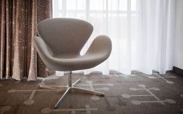 Howard Johnson Hotel by Wyndham Toms River