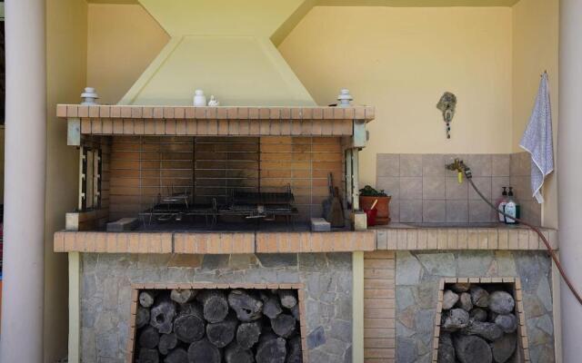 Eleni's Holiday Home