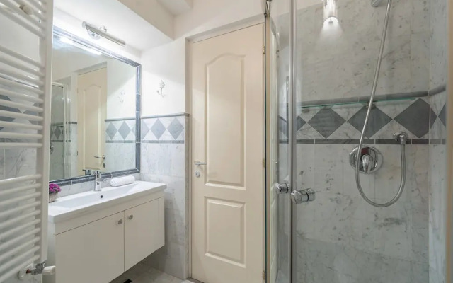 Genteel Home Scarlatti