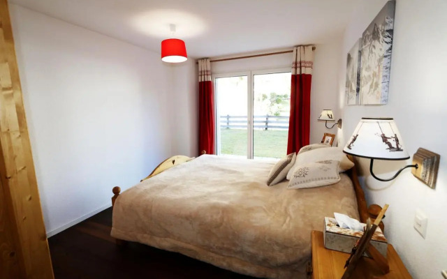 Perrine Garden - Cozy Central Apartment with Private Garden