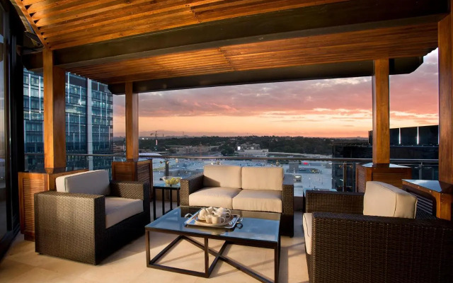 DaVinci Suites