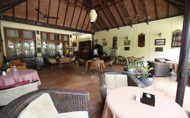 Amber House