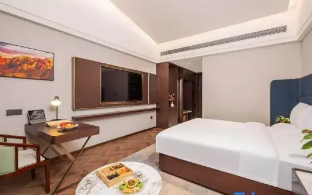 Nalati Minrong Yunting Hotel