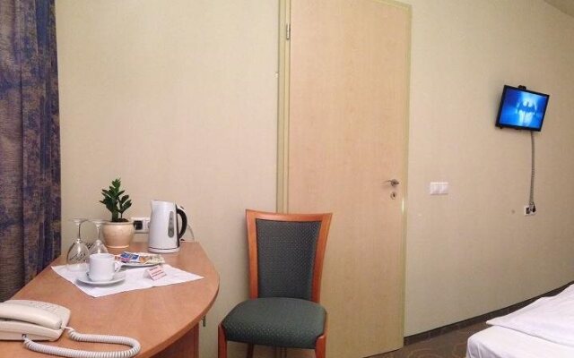 Business Hotel Semiramis