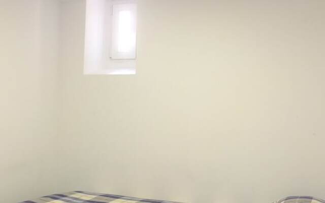 Traditional Lisbon Madragoa Studio