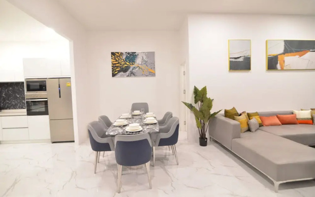 Villa with Shared Pool in Central Pattaya - Palmc19