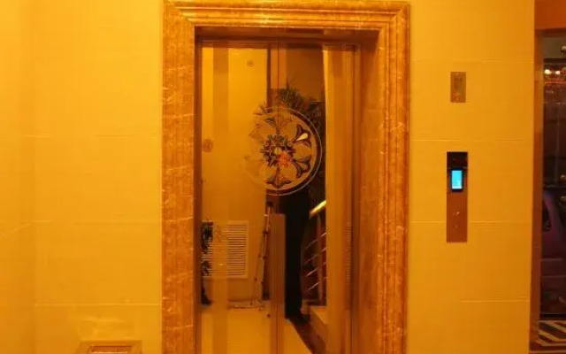 Ruisi city hotel