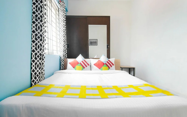 Rajamandiram by OYO Rooms