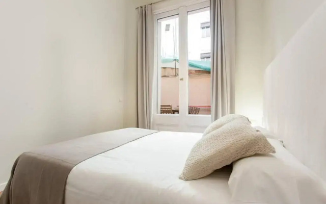 Bright and modern 4bedroom with terrace in Las Ramblas P2