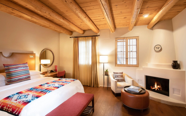 Rosewood Inn of the Anasazi