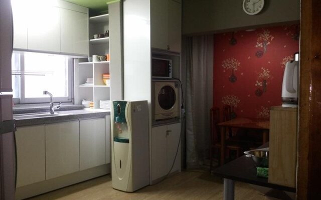 Zak's Guest House