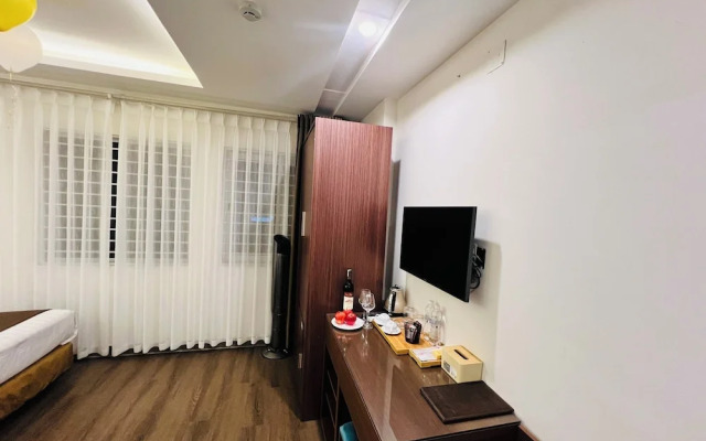 239 Hotel