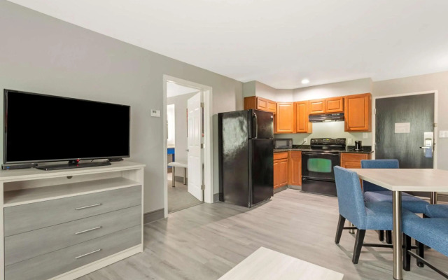 Best Western Plus Magnolia Inn & Suites