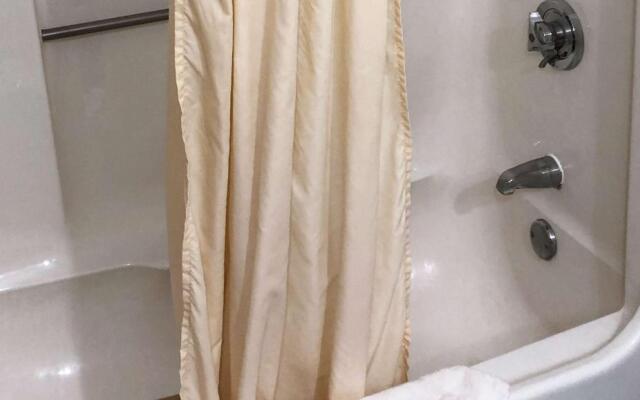 Magnuson Hotel Dixon