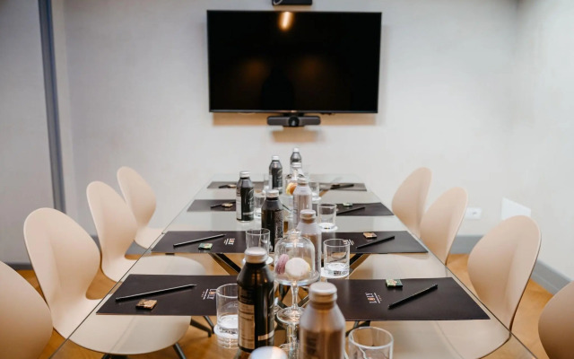 Loly Boutique Hotel