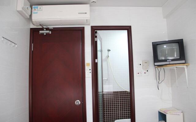 Pay-Less Guest House - Hostel
