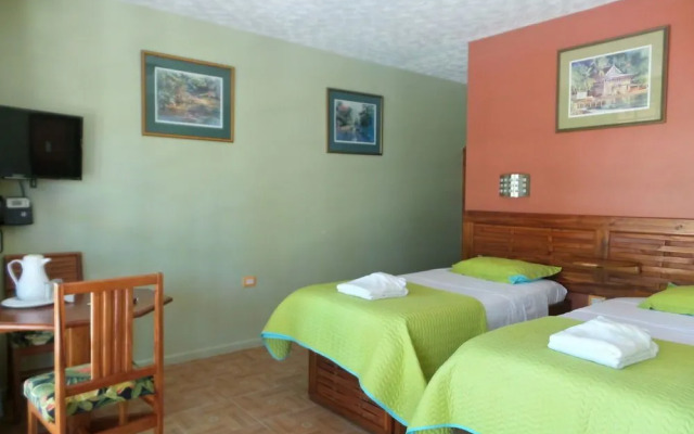 Toucan Inn