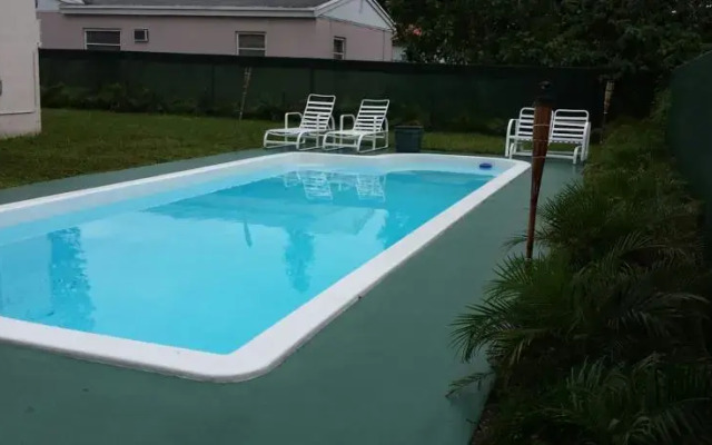 Diamond Vacation Home Near the Beach