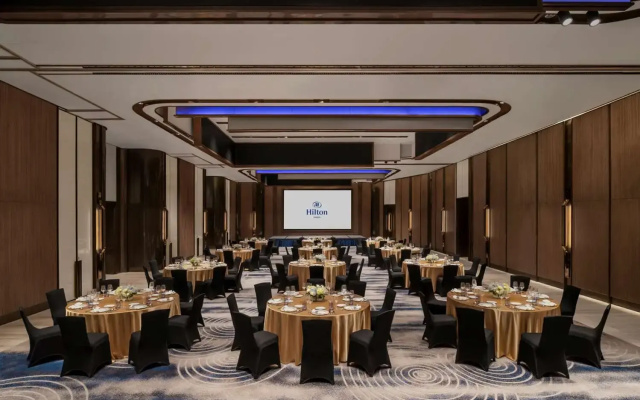 Hilton Saigon