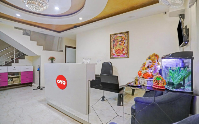 OYO Flagship 70339 Hotel Smile Residency