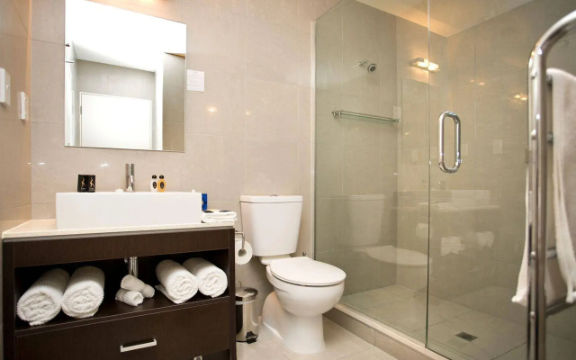 Sea Spray Suites