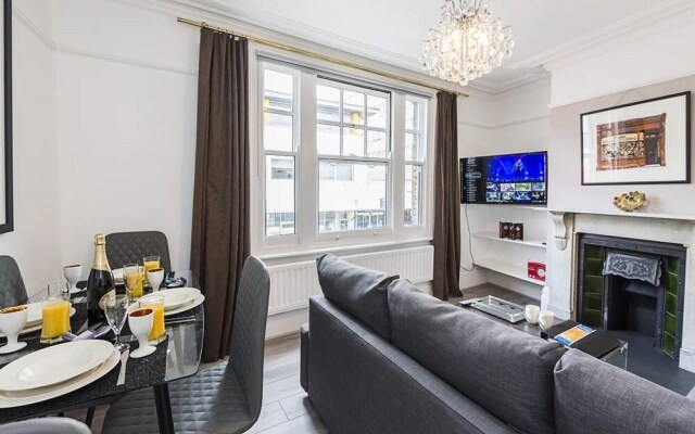 Bethnal Green Apartment
