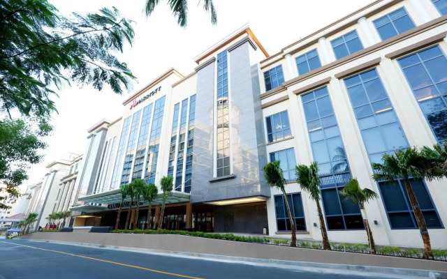 Manila Marriott Hotel at Newport World Resorts