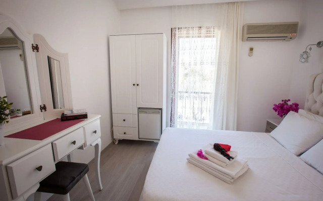 Papermoon Hotel & Apartments