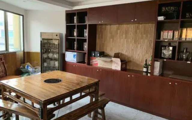 Haitan Holiday Hotel
