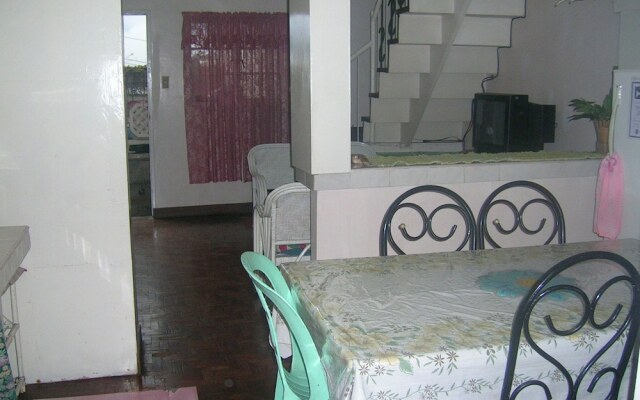 4 BR Unit 1 Jefrell Apartments