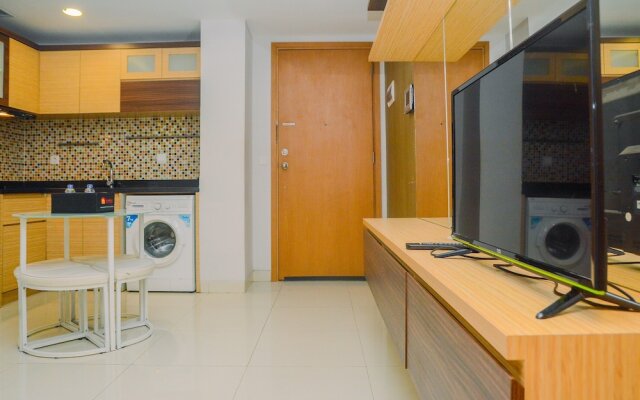 1BR at The Mansion Kemayoran Apartment with Sea View