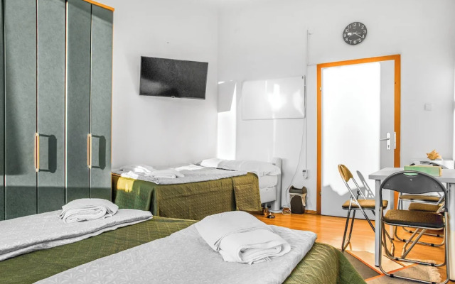 Shared 2BR Residence by Millennium Tower