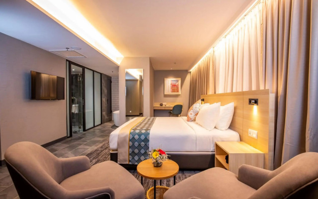 Santa Grand Signature Kuala Lumpur