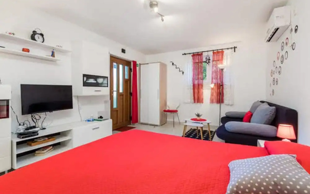 Stunning 1-bed Apartm. Near the Beach in M. Lošinj