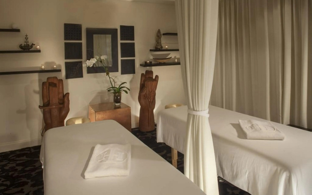 International House Hotel