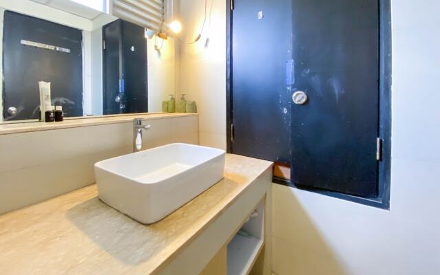 Cozy And Modern Look 2Br The Wave Kuningan Apartment