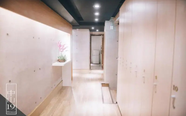 Zhongshan 19