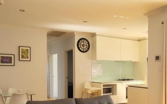 Gerring Court