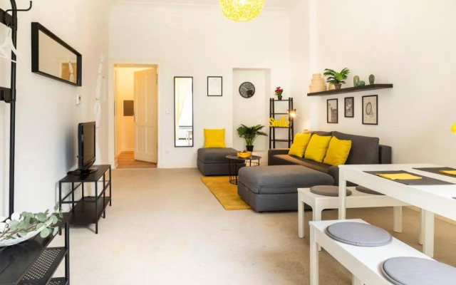 Modern 2 Bedroom Apartment in Berlin Schöneberg