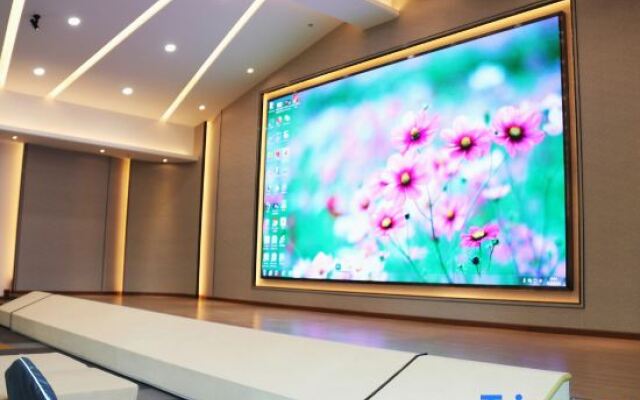 Zhongshan Quanlin Daray Sports Hotel
